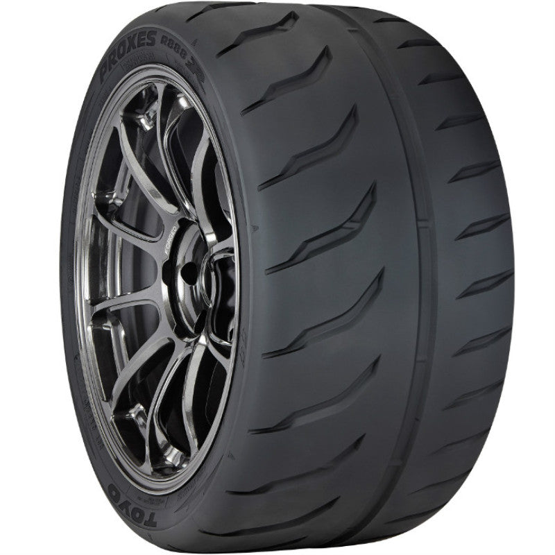 Toyo Proxes R888R Tire - 225/45ZR17 94W